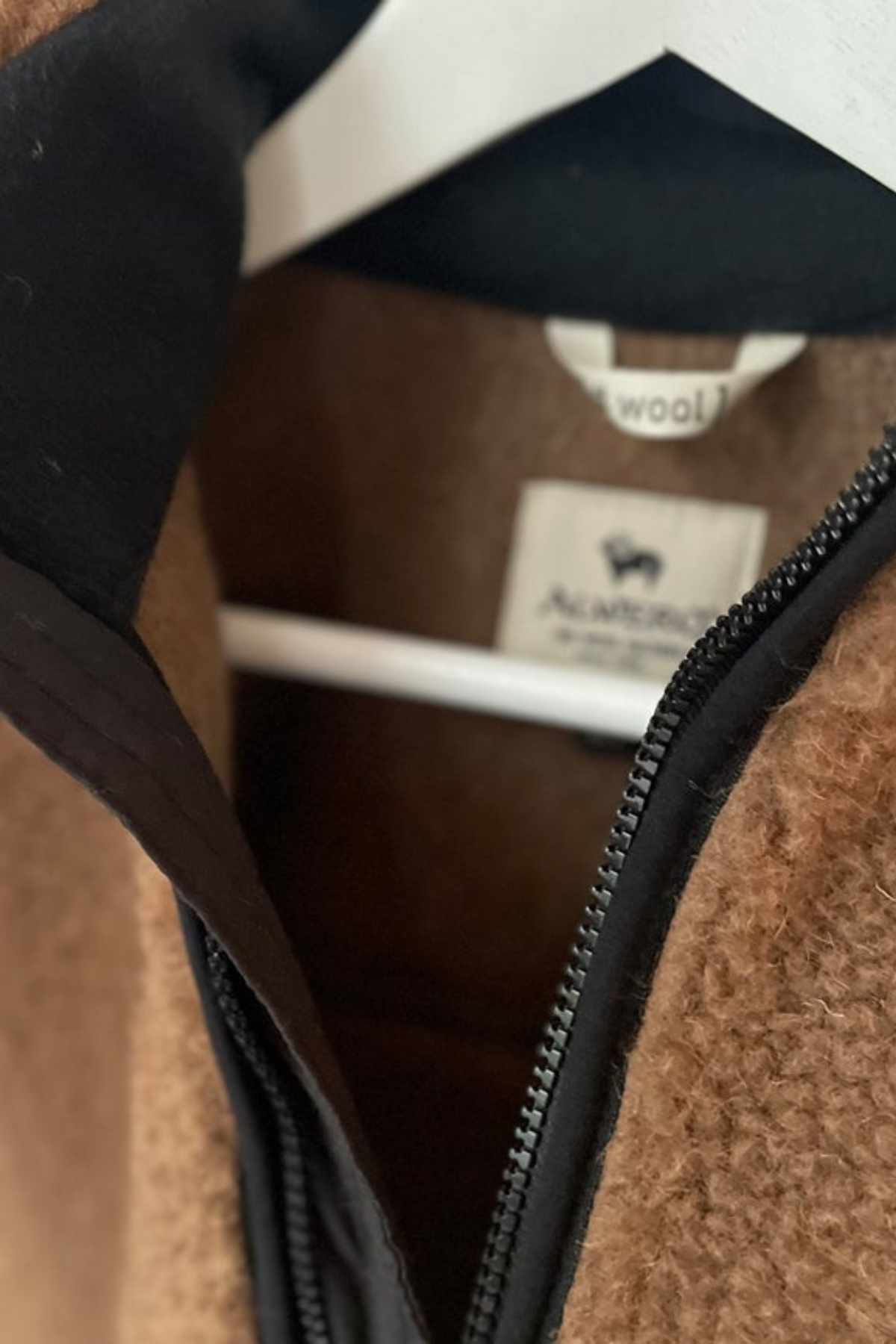 Teddy Jacke "Leo" in Camello