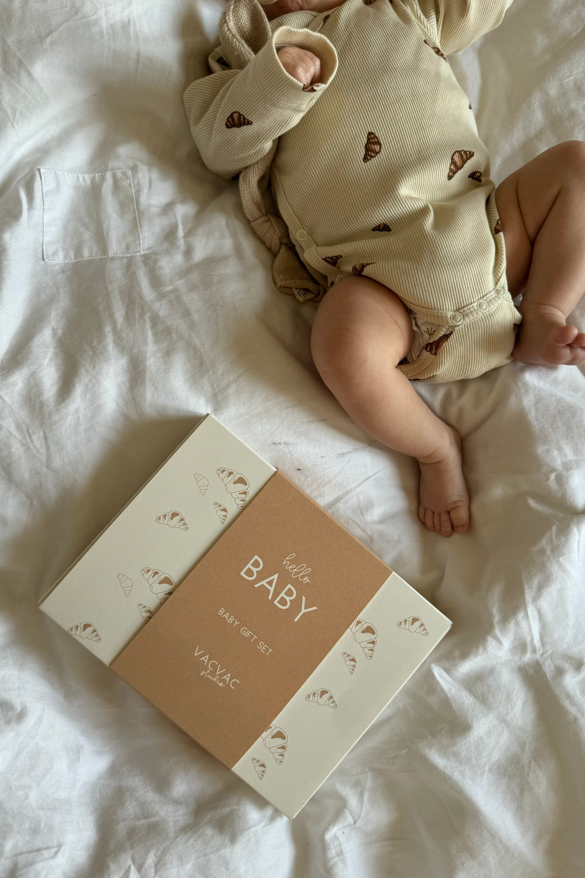 3in1: Geschenkebox zur Geburt "Little Croissants"