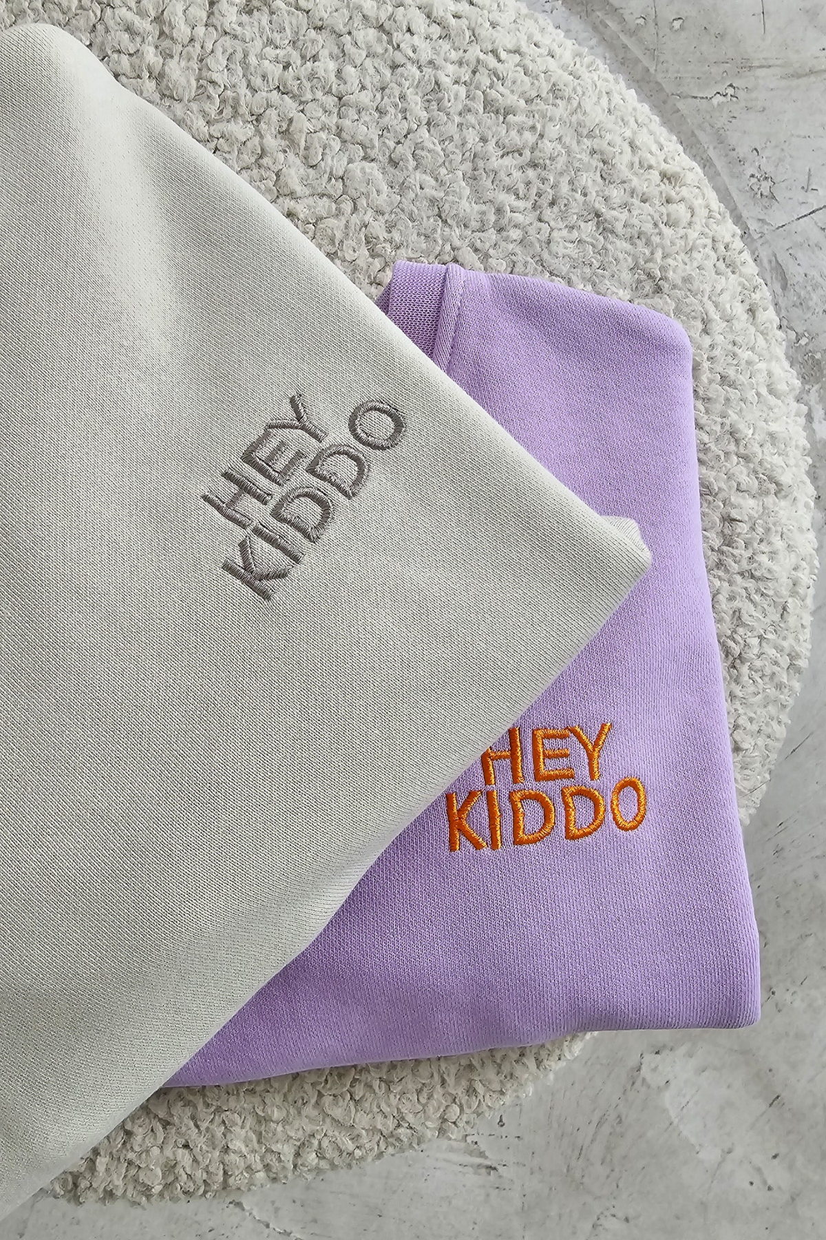 Kids-Sweatshirt "HEY KIDDO" | verschiedene Farben