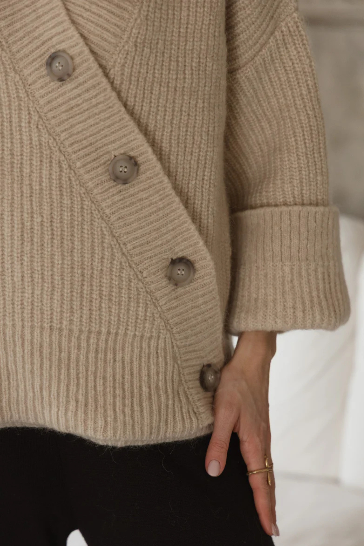 Asymetrischer Cardigan für Erwachsene aus Wolle-Seide-Mix | Beige