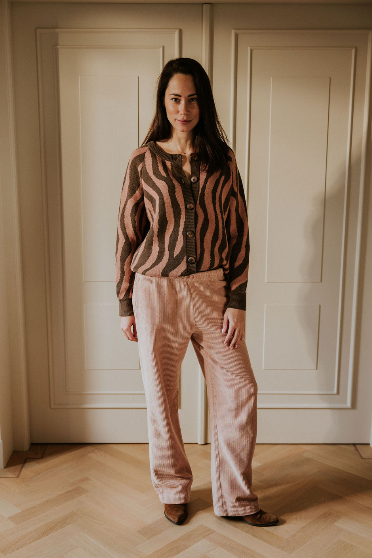 Damen Raglan Knitted Cardigan | Pink Zebra