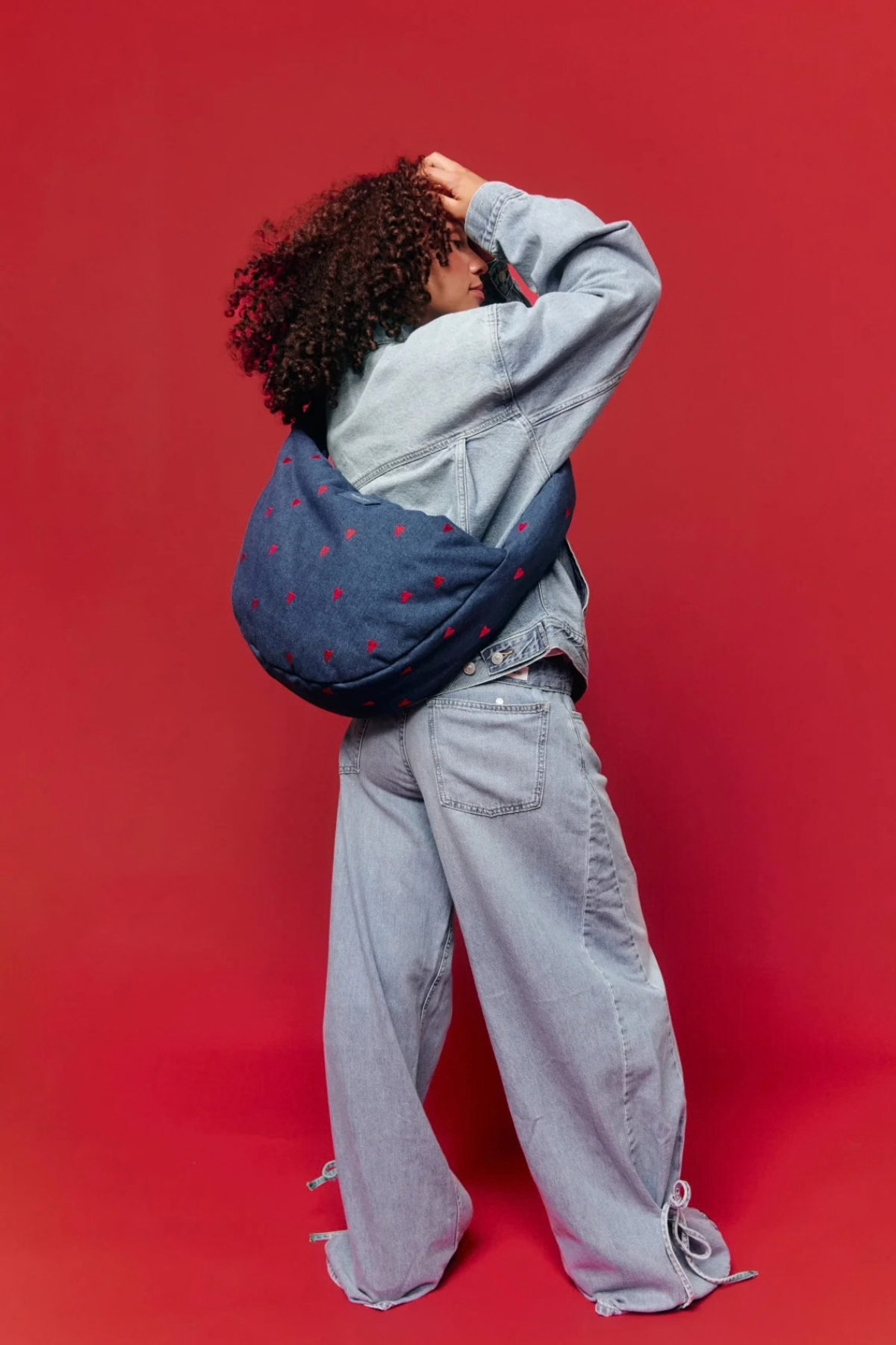 Mom Umhängetasche "Denim Cross Body Bag" | Dark Blue Red Hearts