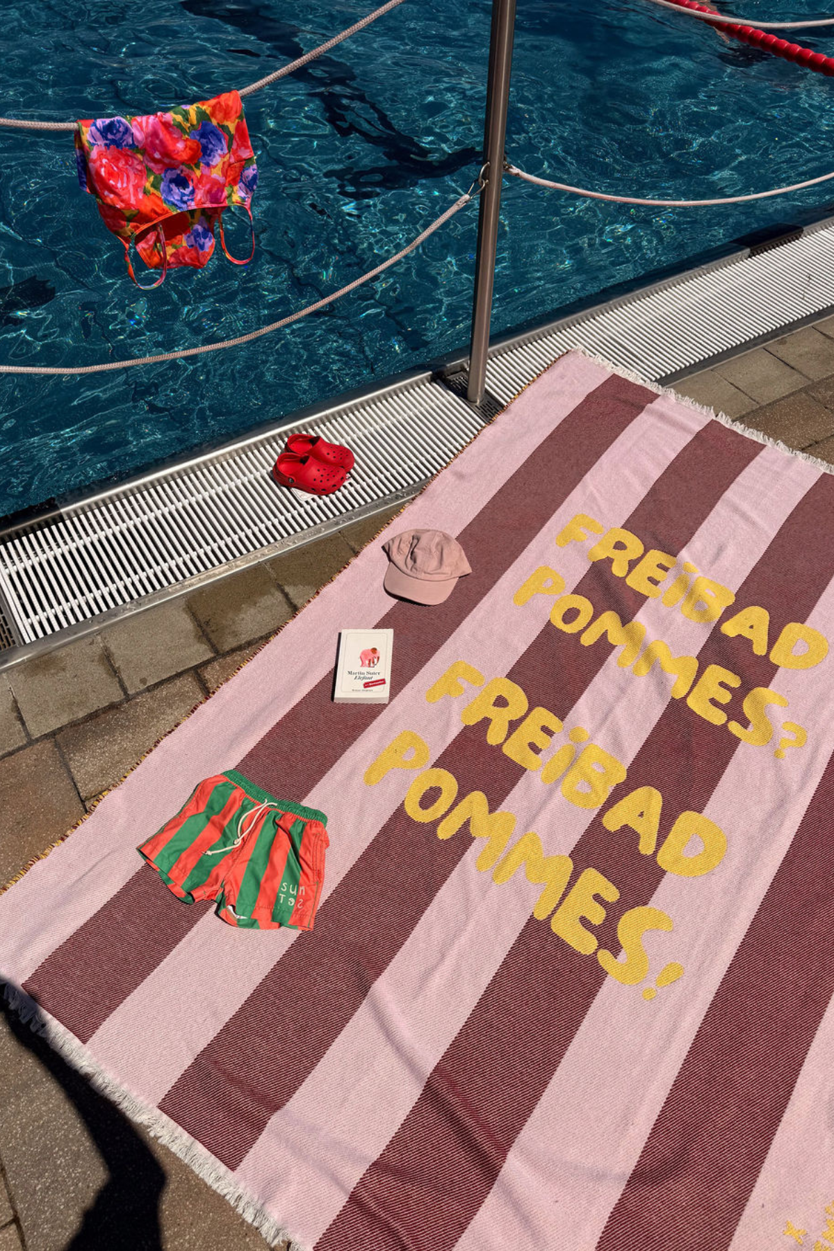 Baumwolldecke "Freibad & Pommes"