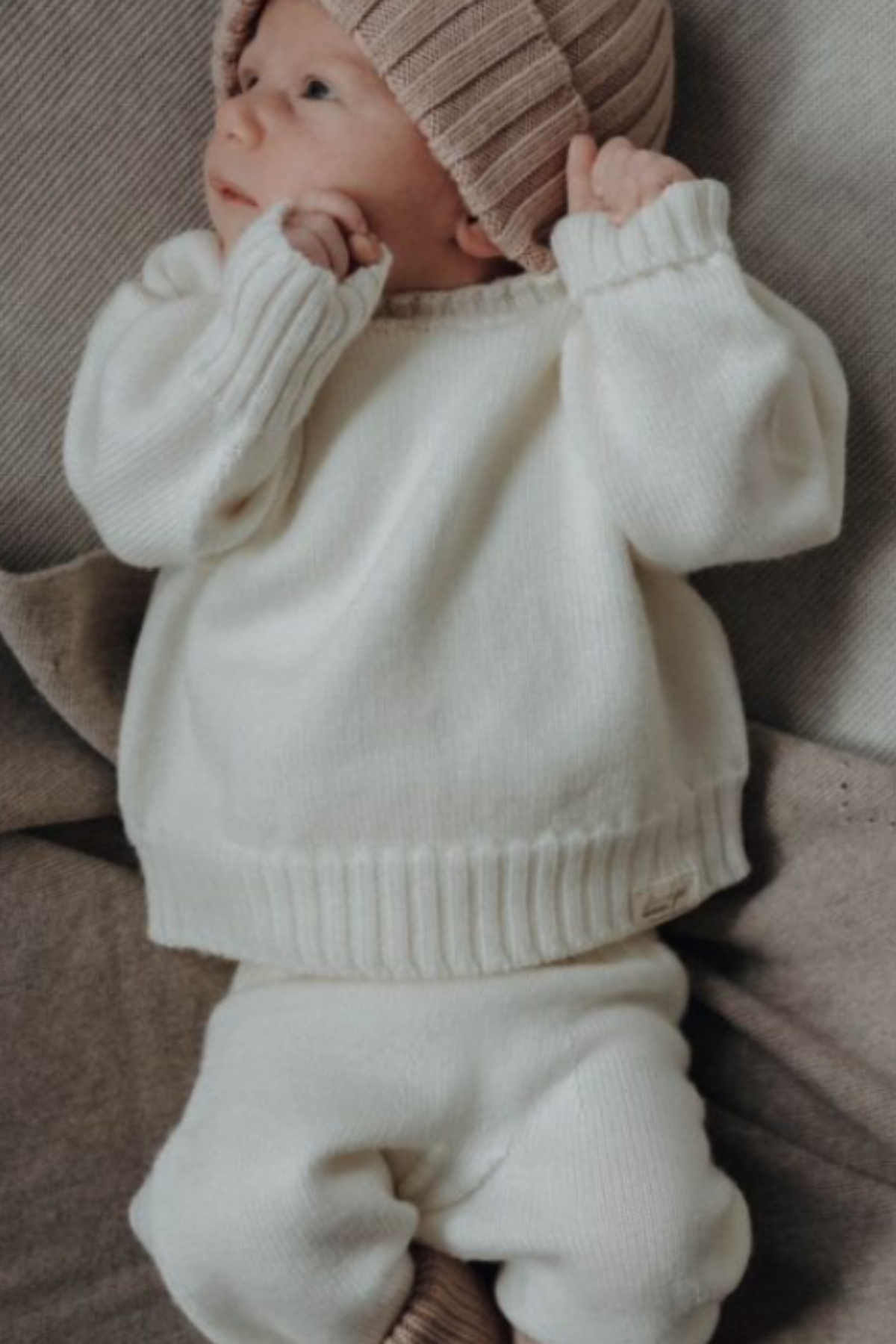 Gestrickte Babyhose zum Mitwachsen aus Merinowolle | verschiedene Farben