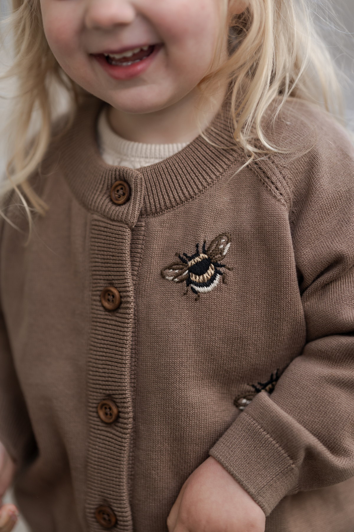 Cardigan "Valdemar" mit Stickerei