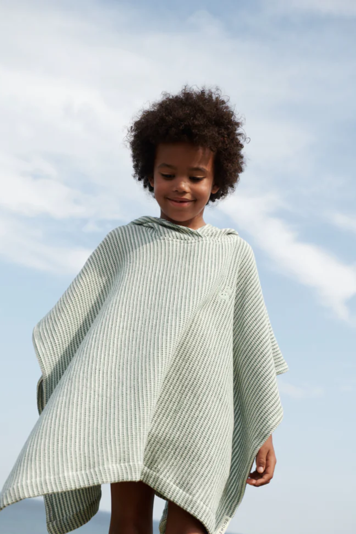 Badeponcho "Paco" mit Stickerei | verschiedene Farben