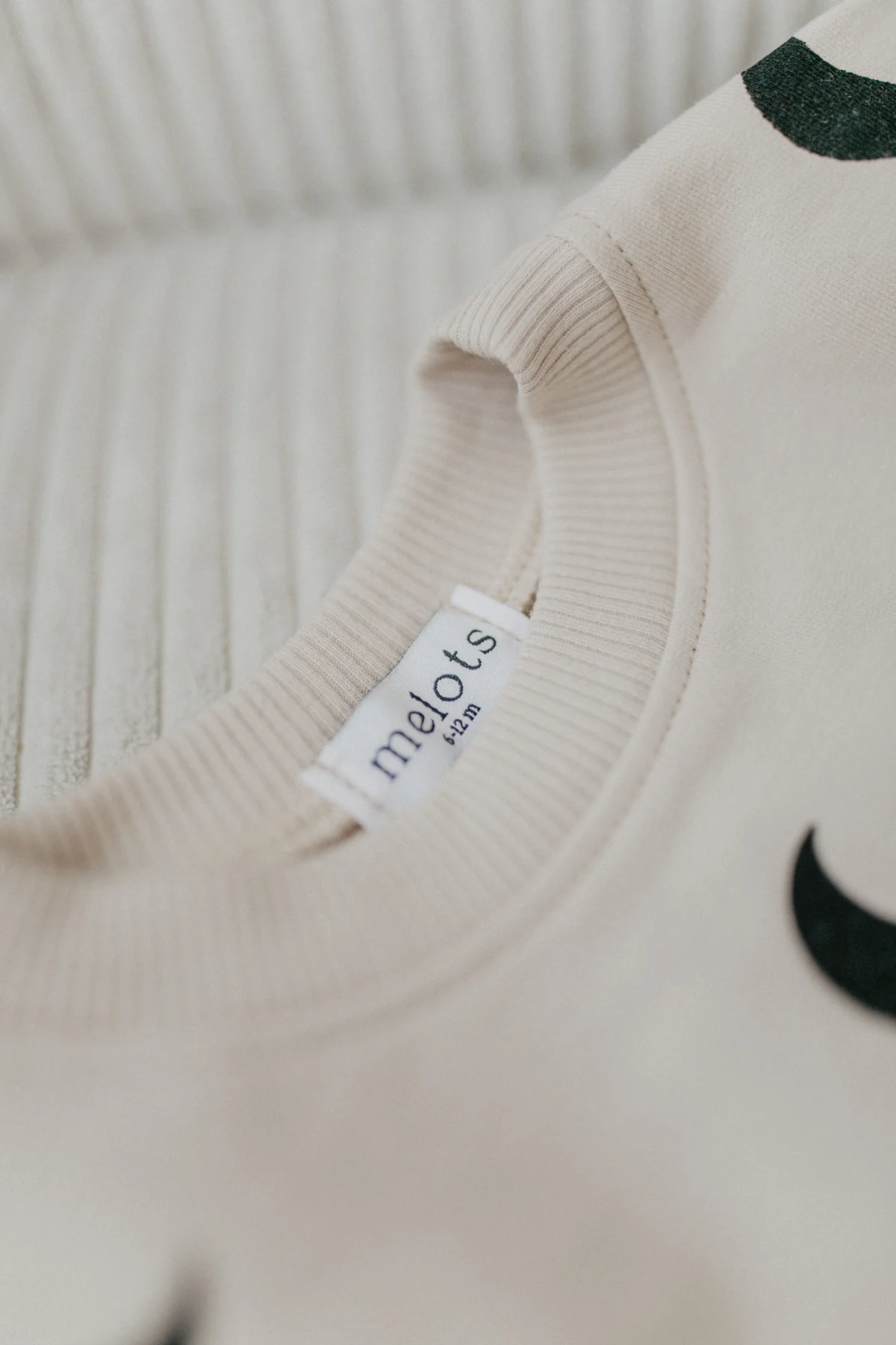 Sweater "Moon"
