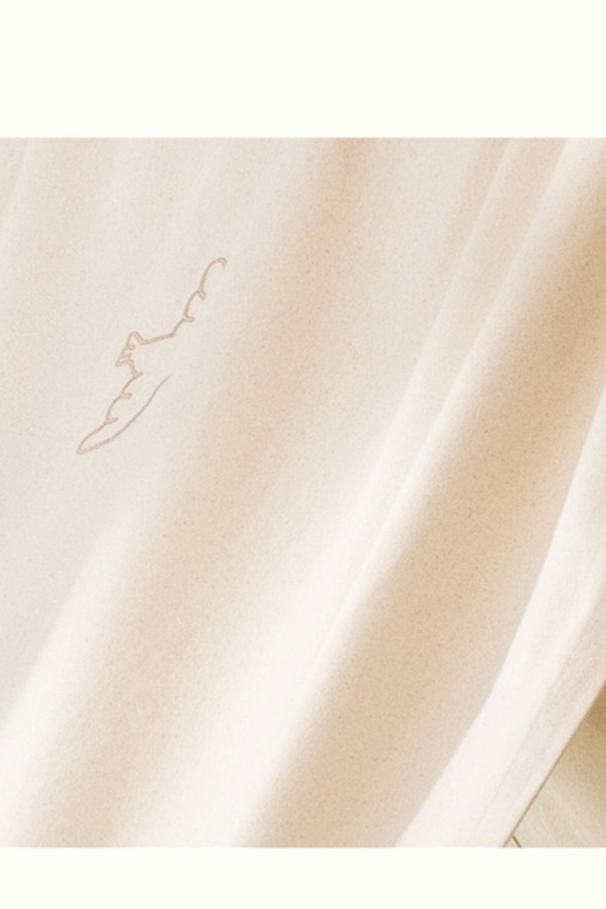 Oliver Furniture Novel Zelt mit Stickerei – Detail