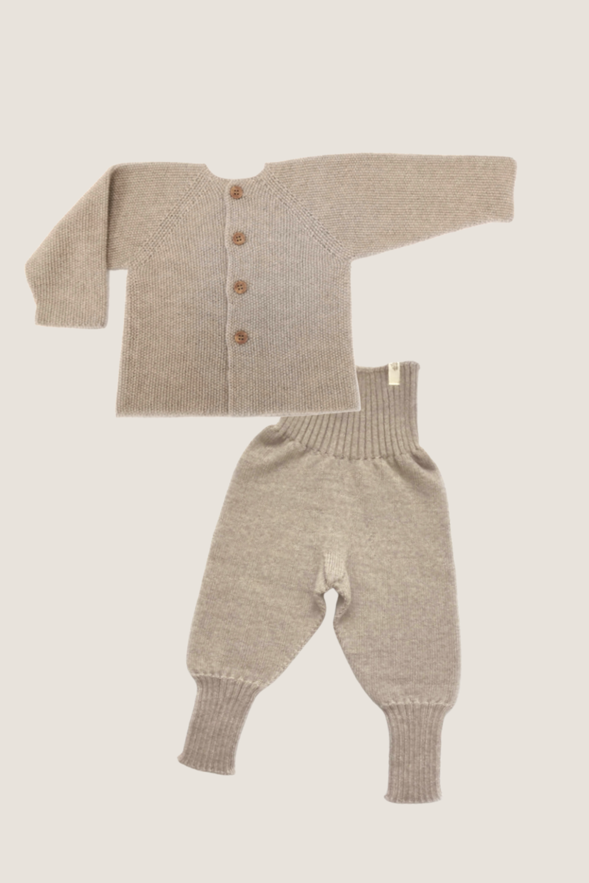 Merino Baby Set 3-6 Monate – Strickjacke & Mitwachs-Hose in Beige
