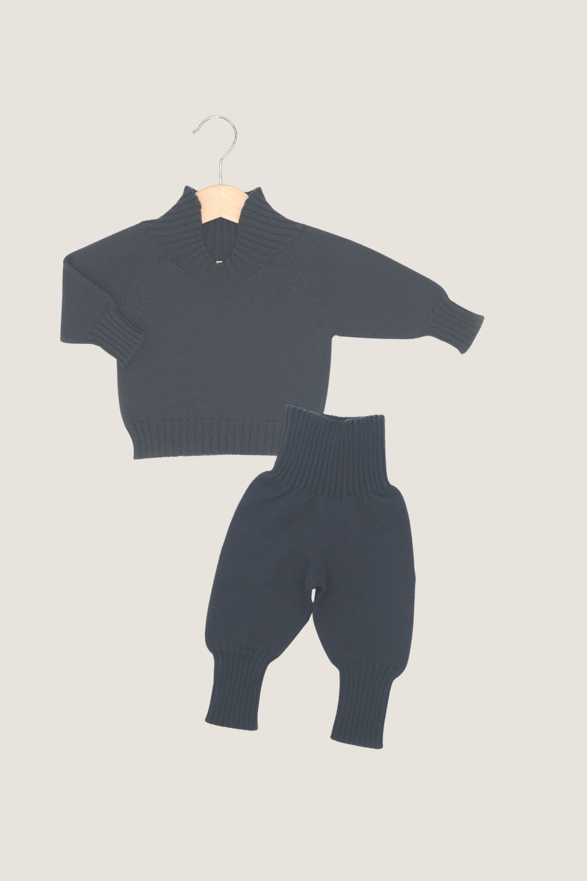 Baby Strickset aus Merinowolle – Pullover & Strickhose in Navy
