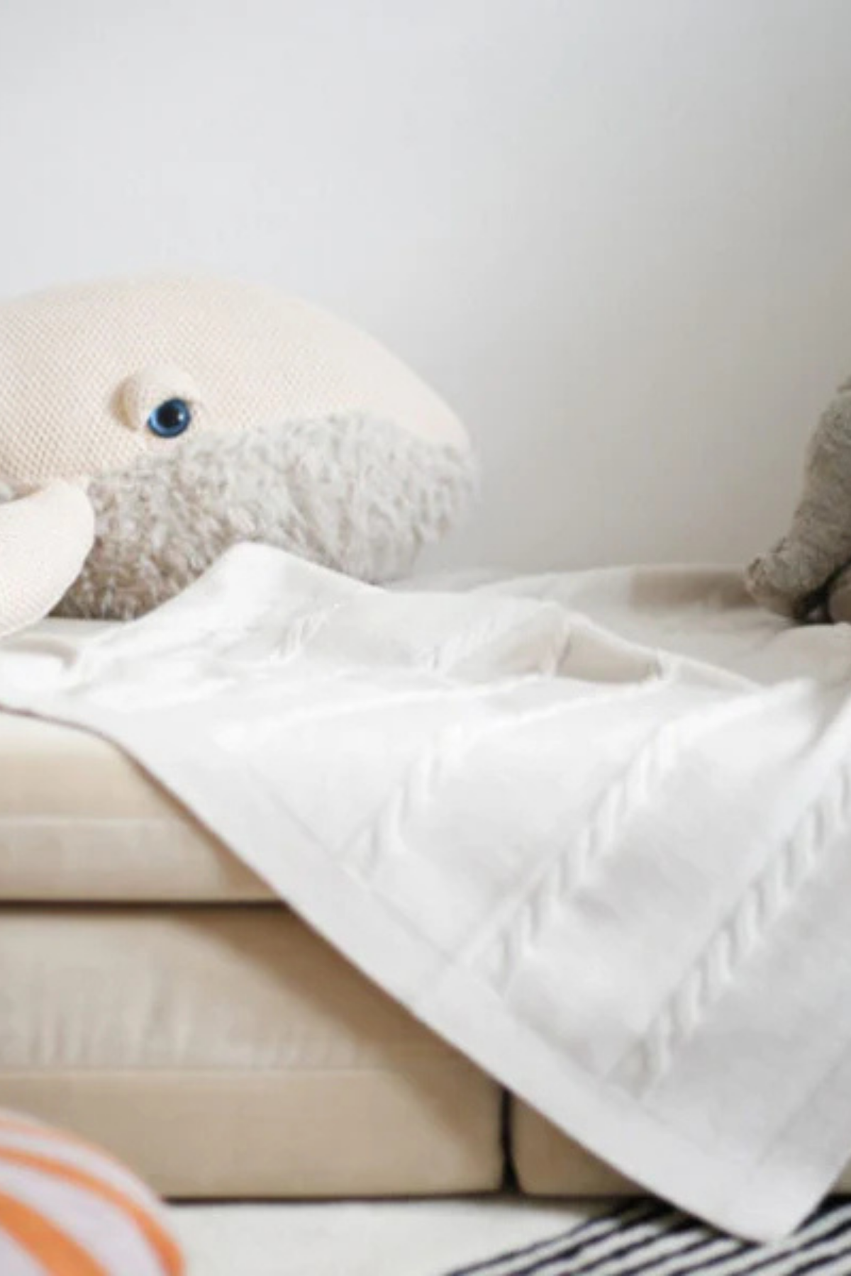 Kuscheldecke "Svea" mit Zopfmuster aus Merinowolle