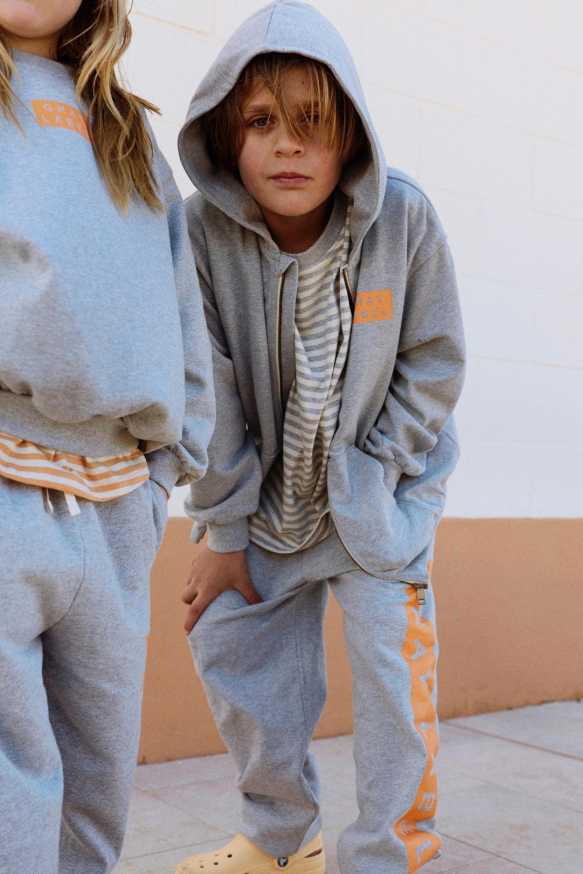 Kapuzen-Sweater mit Reißverschluss | 15 Years Logo Capsule Collection