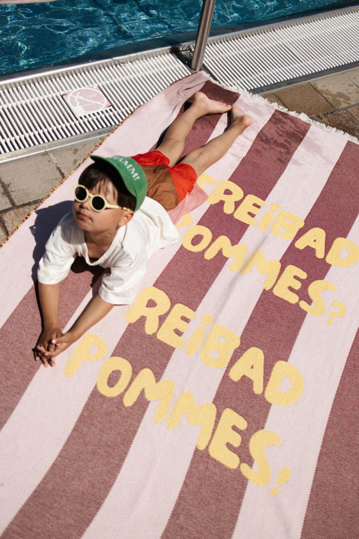 Baumwolldecke "Freibad & Pommes"