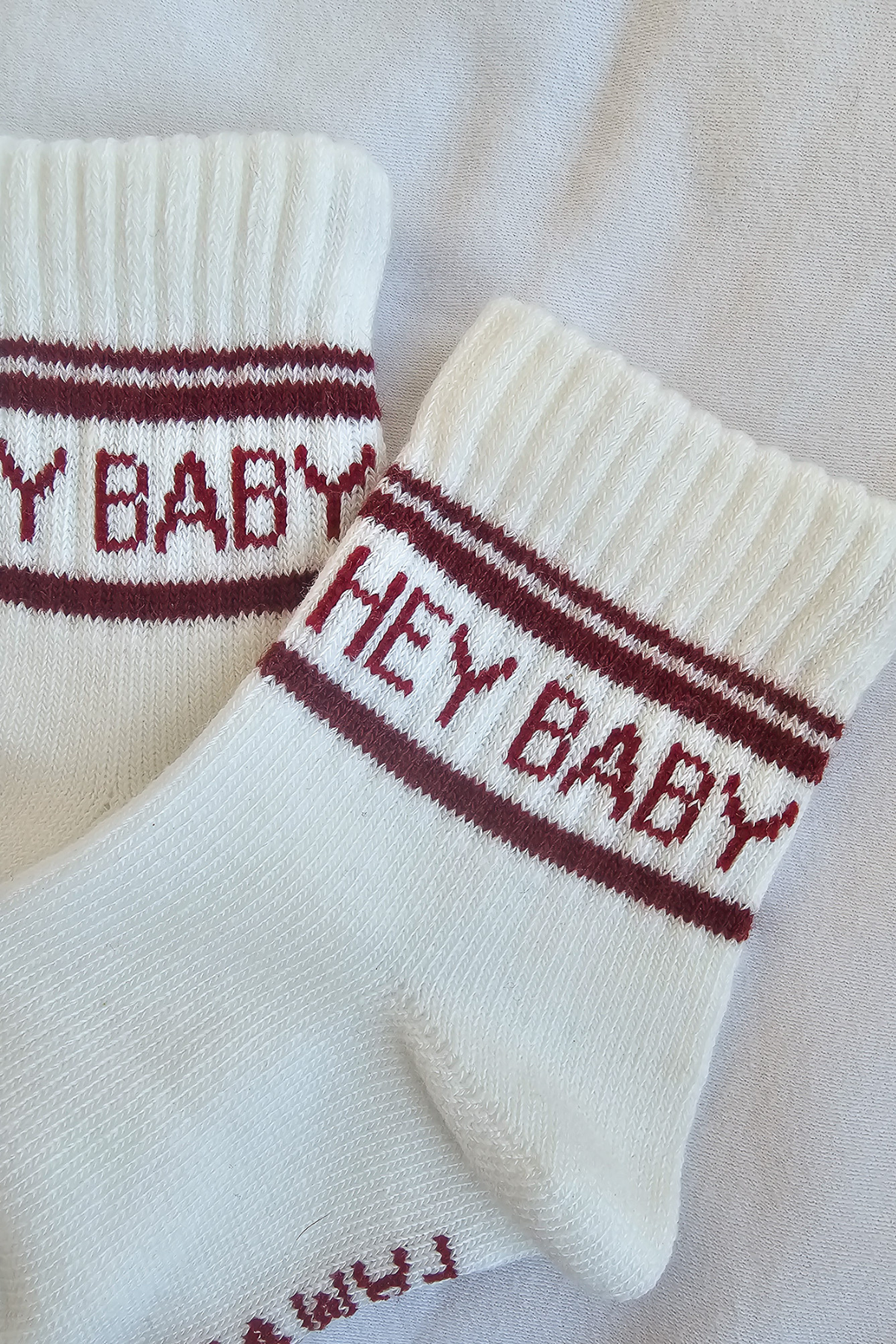 Socken "Hey Baby" | Milk/Burgundy