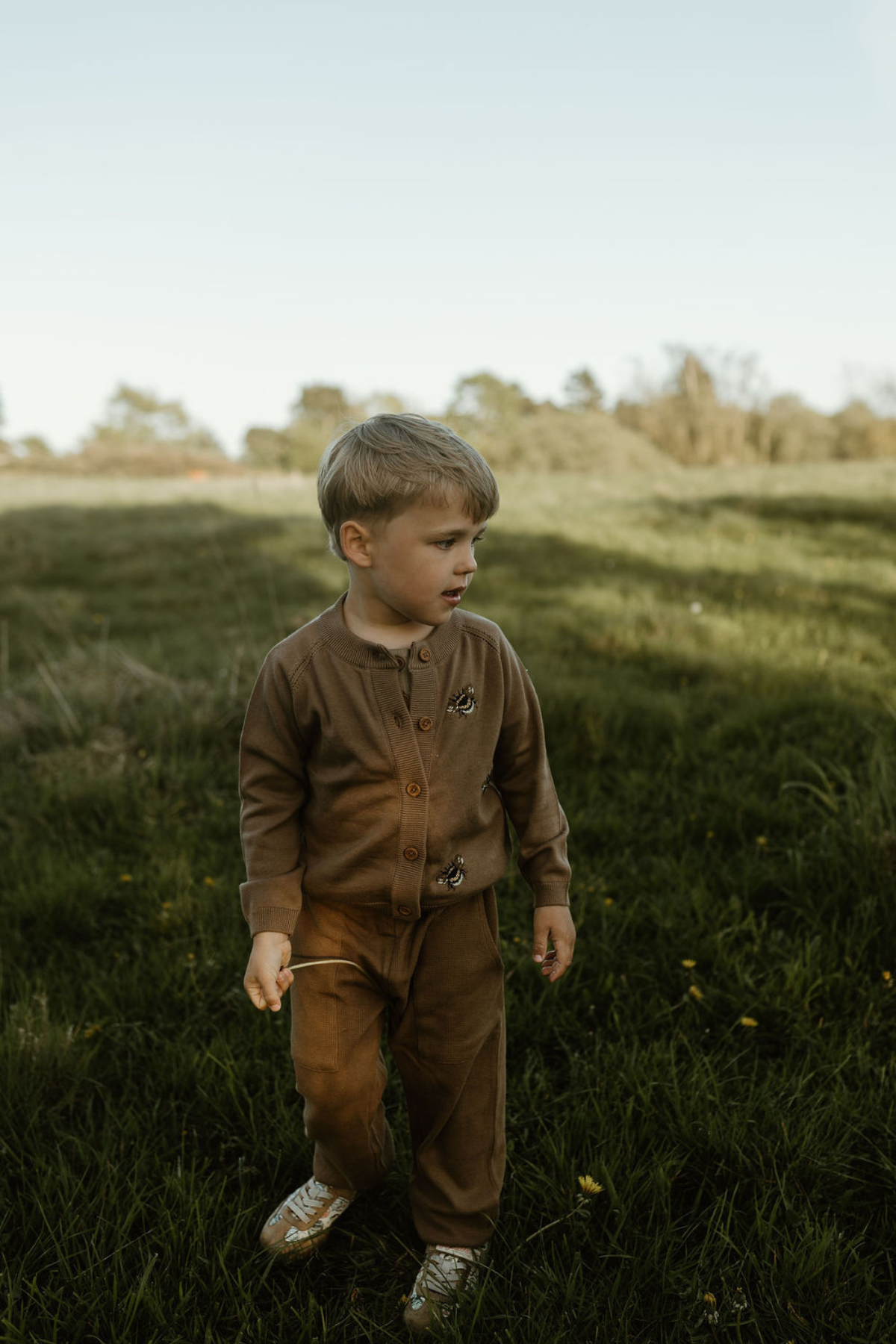 Cardigan "Valdemar" mit Stickerei