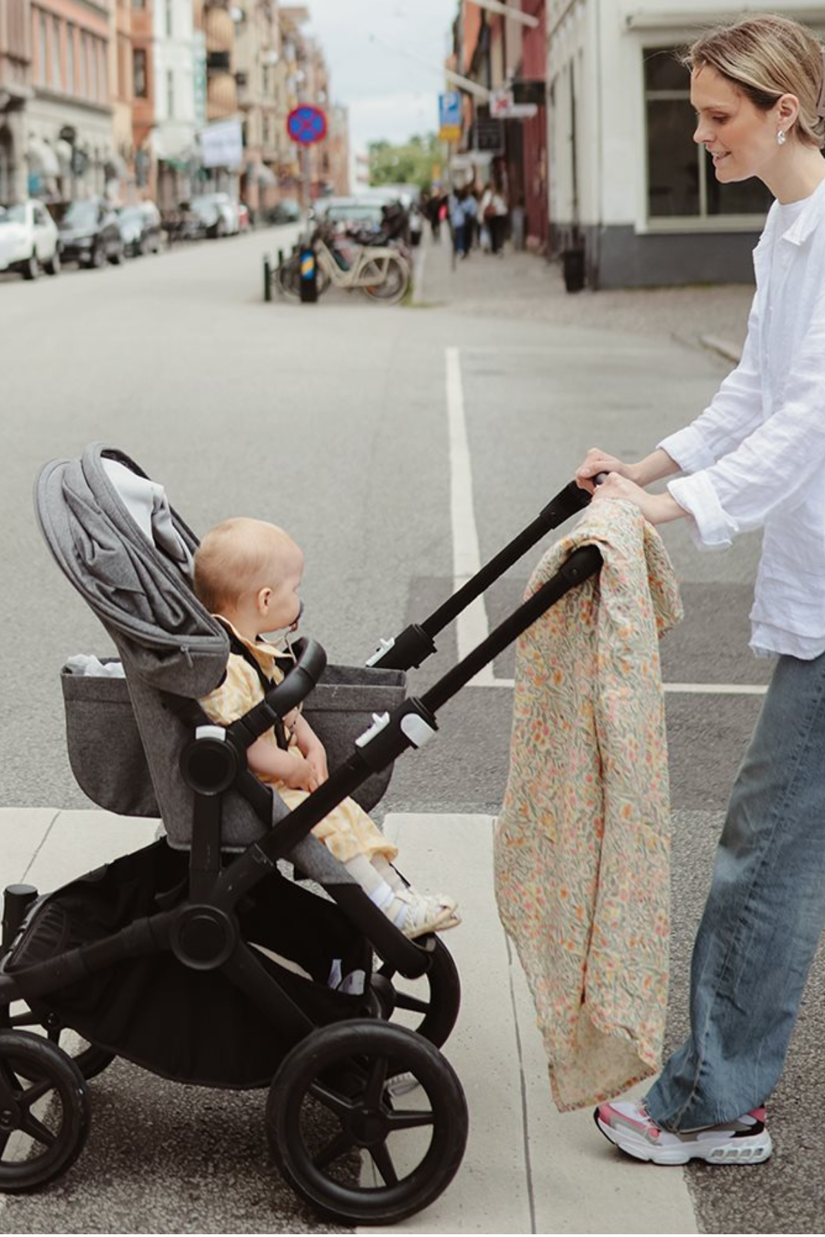 Musselintuch 120 x 120cm "Pastel Blooms"